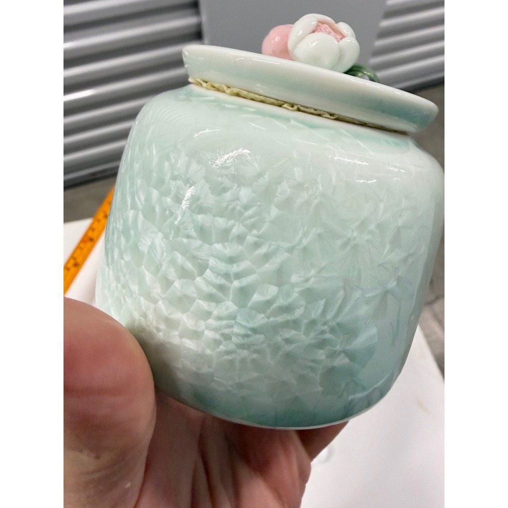 Vintage Crystalline Glaze Ceramic Tea Caddy Mint Green Floral Finial Small Jar - Picture 8 of 9